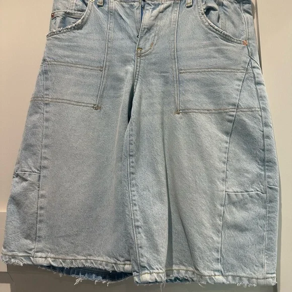 We The Free barrel shorts.  New with tags - Picture 2 of 4